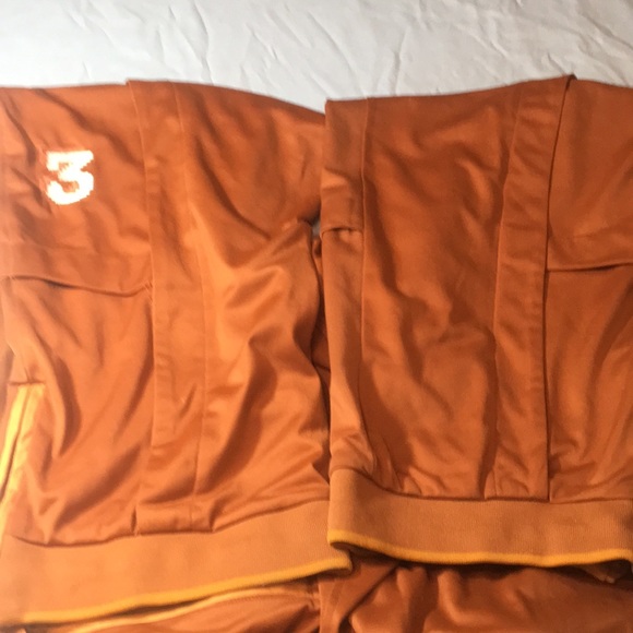 Vintage Outkast Clothing - Picture 5 of 11